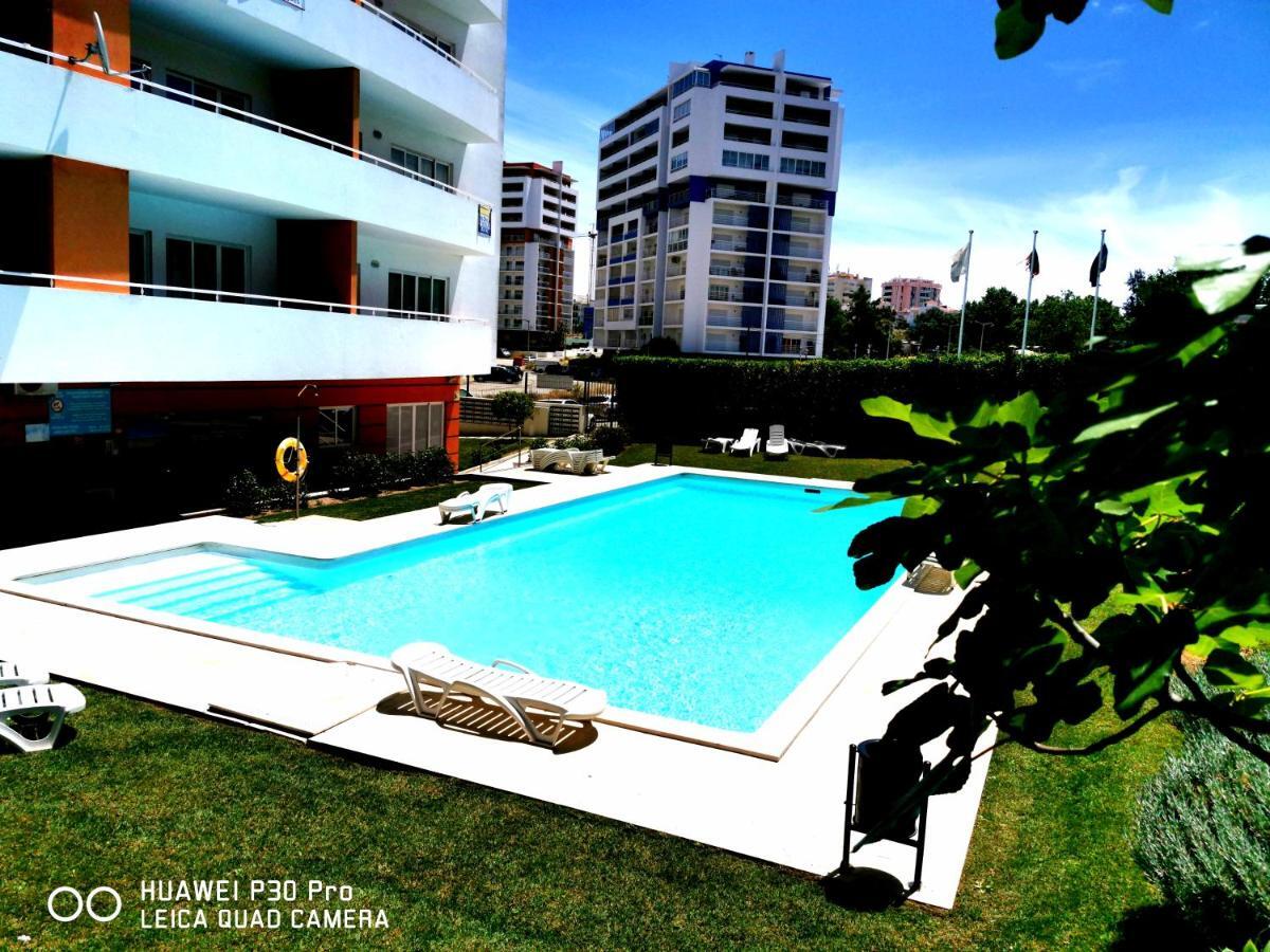 Apartamento Jeni Residencia Flamingo Portimao Exterior photo